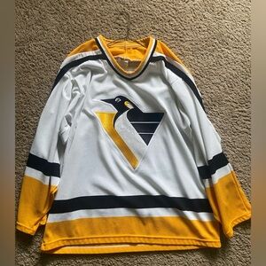 Vintage 90’s Maska Penguins Jersey
